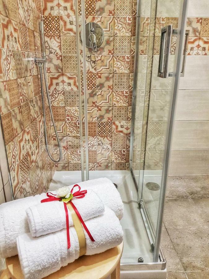 Essentia Rooms- Ortigia Holidays 시라쿠사 외부 사진
