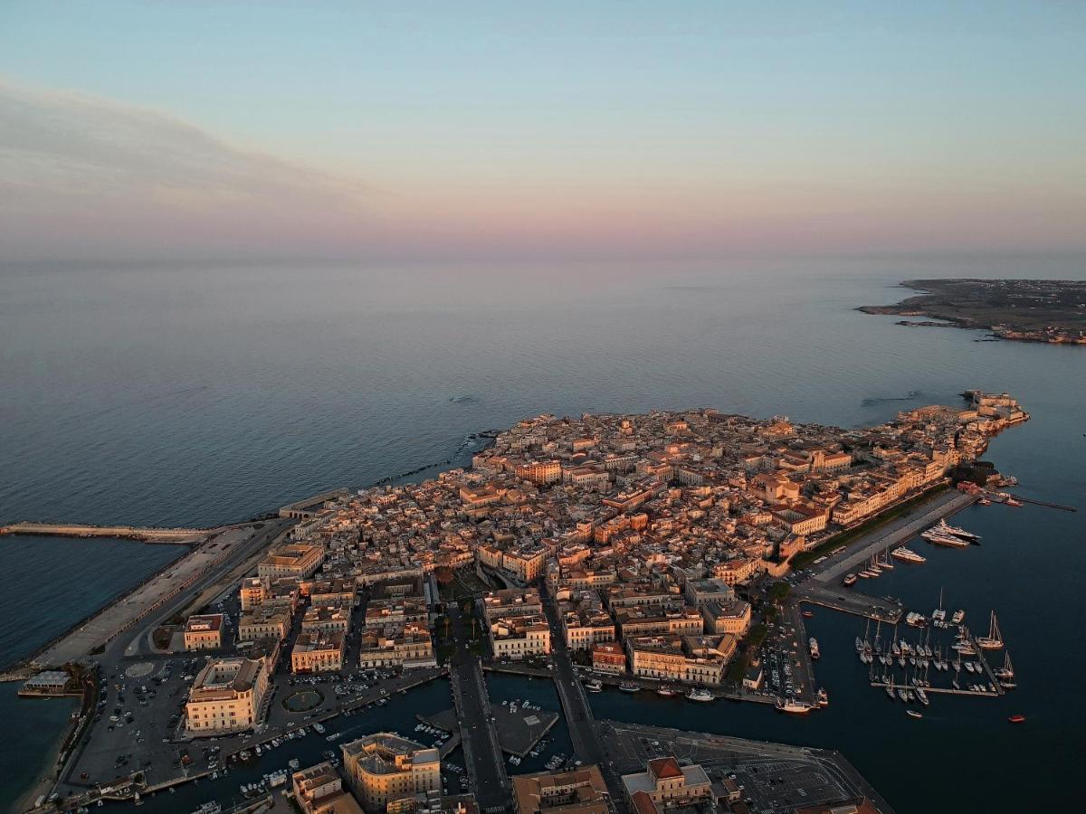 Essentia Rooms- Ortigia Holidays 시라쿠사 외부 사진